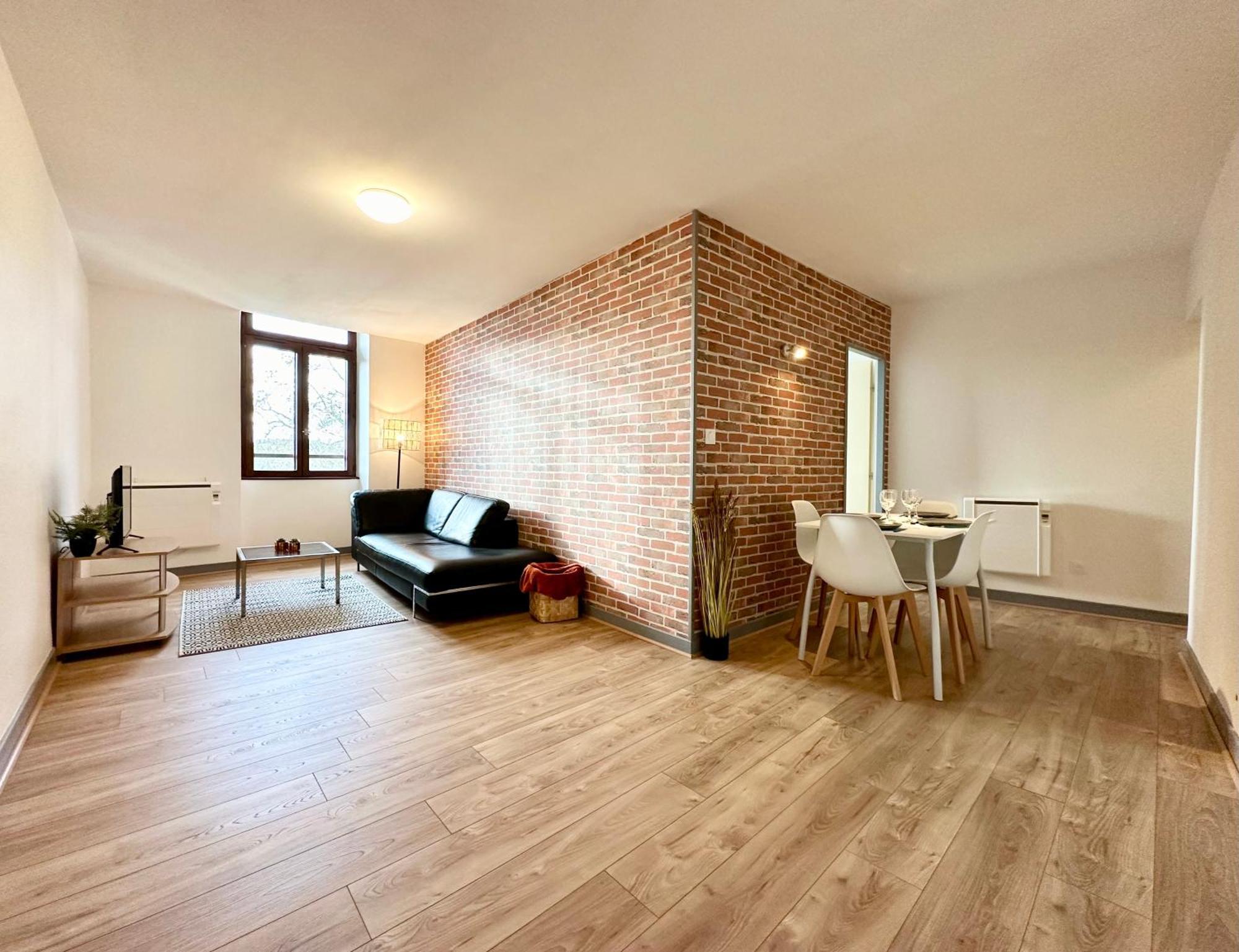 Apartamento La Confluence - Vue Imprenable & Hyper Centre Mont de Marsan Exterior foto
