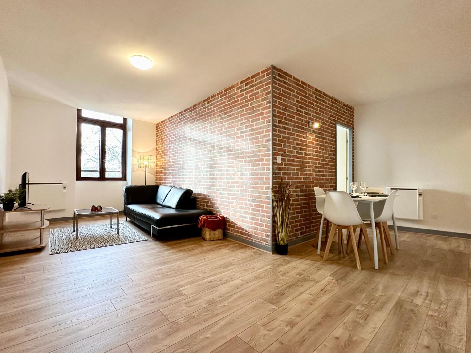 Apartamento La Confluence - Vue Imprenable & Hyper Centre Mont de Marsan Exterior foto